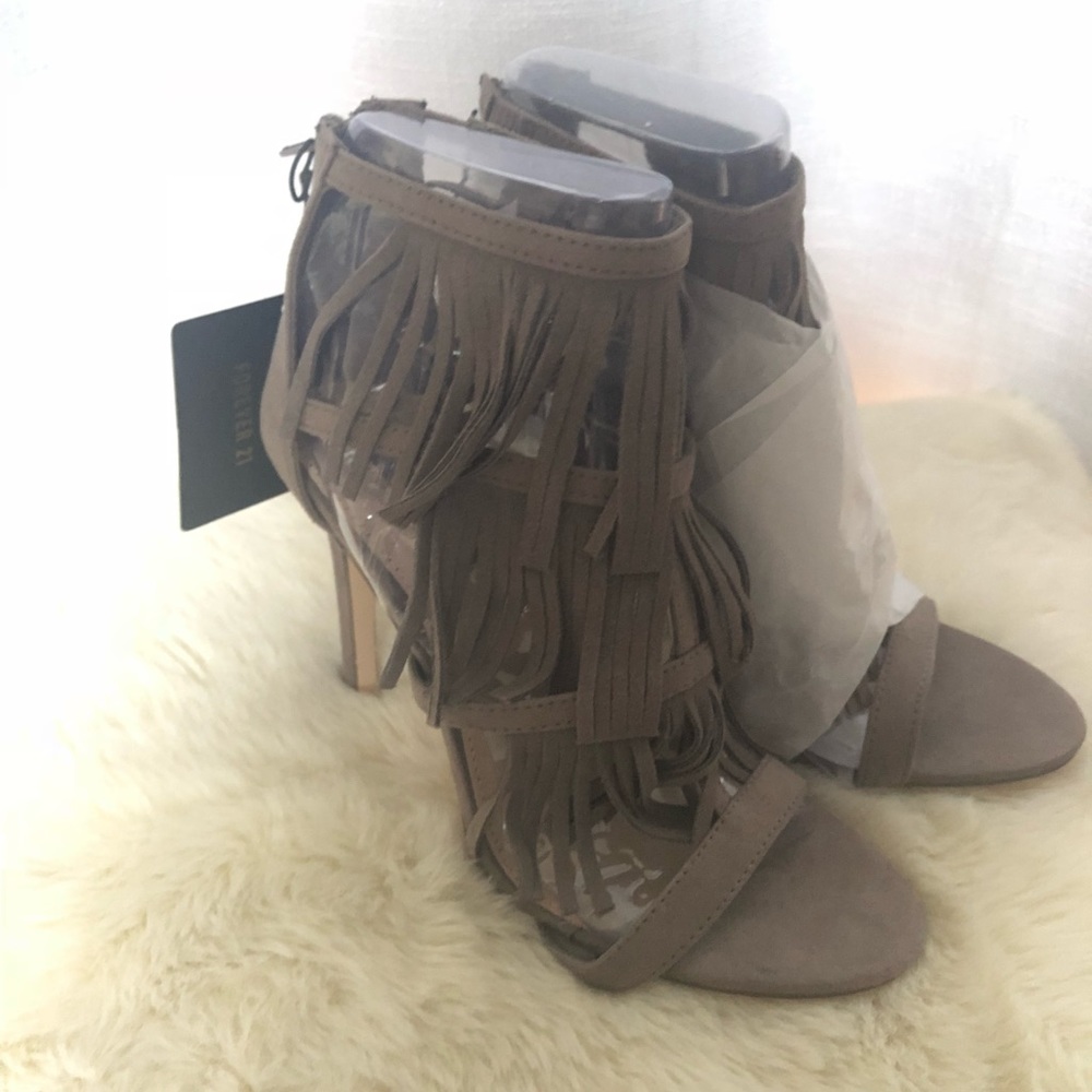 Forever 21 heeled fringe sandals